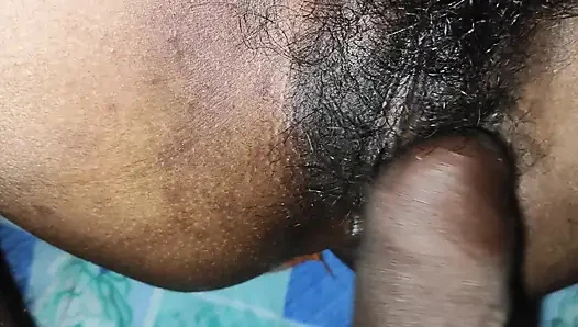 Üvey erkek kardeş seks videoları çekerken üvey kız kardeşiyle kötü seks yapıyor