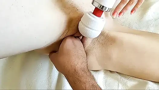 Azgın seksi evli kadın ilk kez mükemmel sıkı amcıkla yumruk sokmayı deniyor