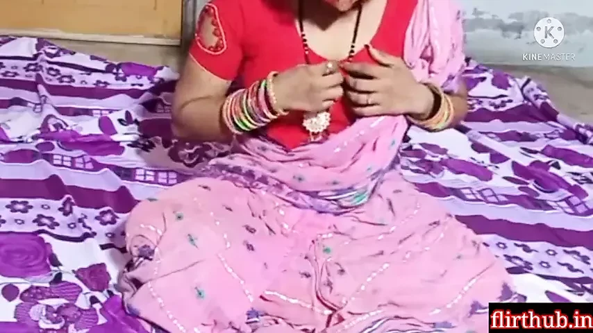 Girlfriend ki Sexy Maa Neha ko bahut muskil se manaya