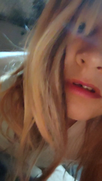 Dissatisfied wife masturbates with pillow | Clip 1