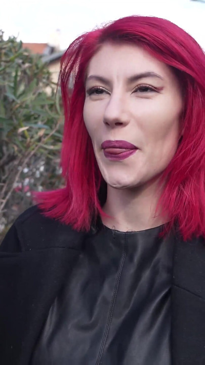 Chipie 30 Years Old Her First Video