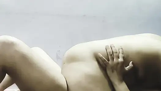 Desi bhabhi apne suatele bhai ke sath chudai karte pakdi gyi