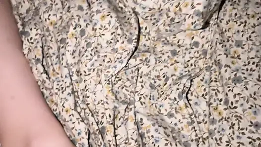 Roher nachtblitzlampen-fick mit zierlicher brünette - harter doggystyle, lautes stöhnen & viel sperma auf ihrem bauch (17:28 ungeschnitten)