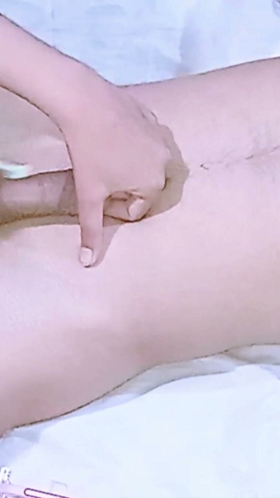 Desi Indian virgin school girl Big Cock Shaveing her boyfriend for the first time | Clip 2