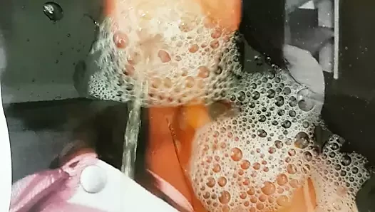 Amateurin vollgepisst
