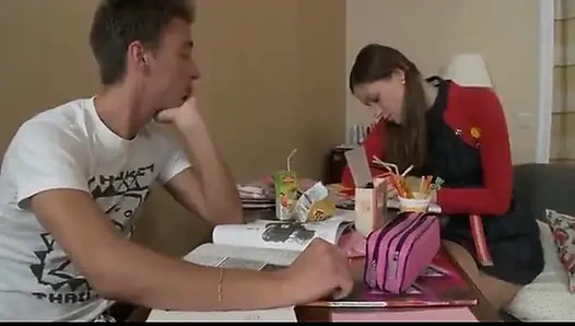 Jilat memek dan ngisap kontol... Crot di mulut