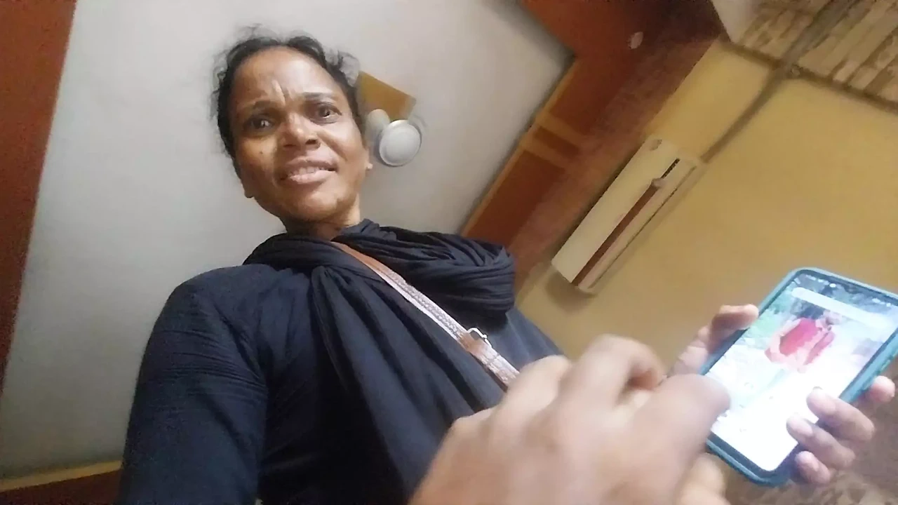 Apne kam wali ke sath mein sex karne Lag Gaye