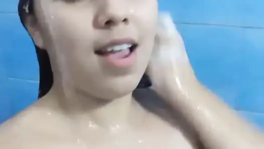 Купание и стирка моих сосков 🔥