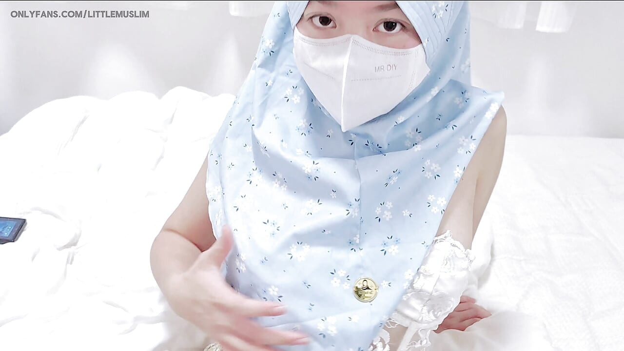 POV : Hijabi Boobies Tease You ask me to wear so I do.