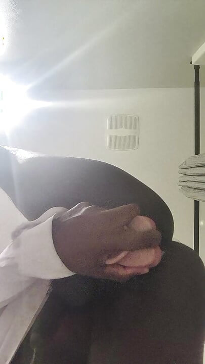 Ebony FemboyCreaming On Thick Dildo