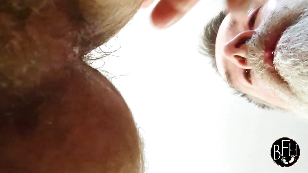 Daddy feasting on a beautiful hairy hole