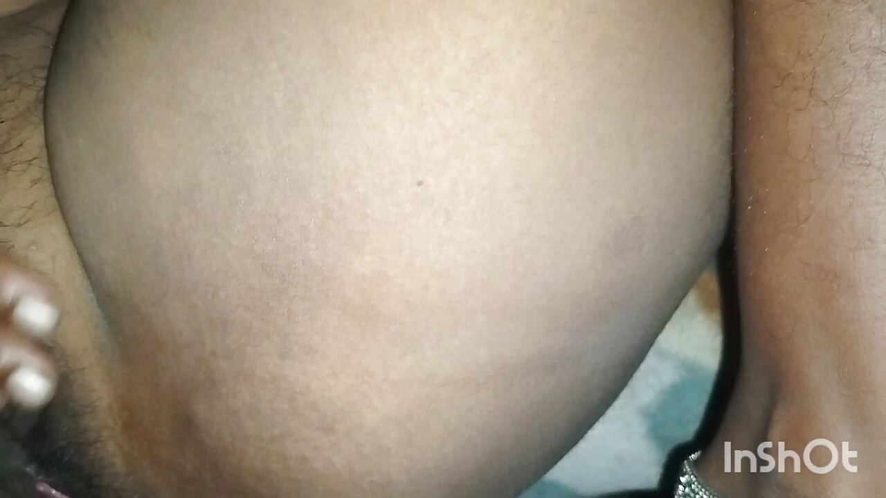 Hot bhabhi's ass enjoyed