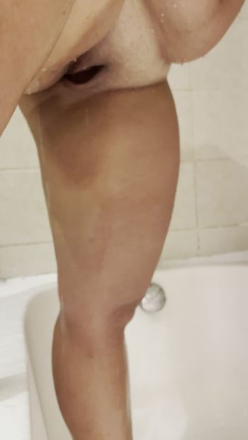 Wet tits in a sweaty shower window