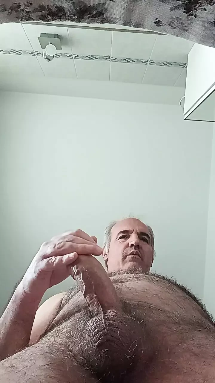 Tutorial for a Pleasant Penis Massage with a Flow of Sperm on the Smartphone Screen
