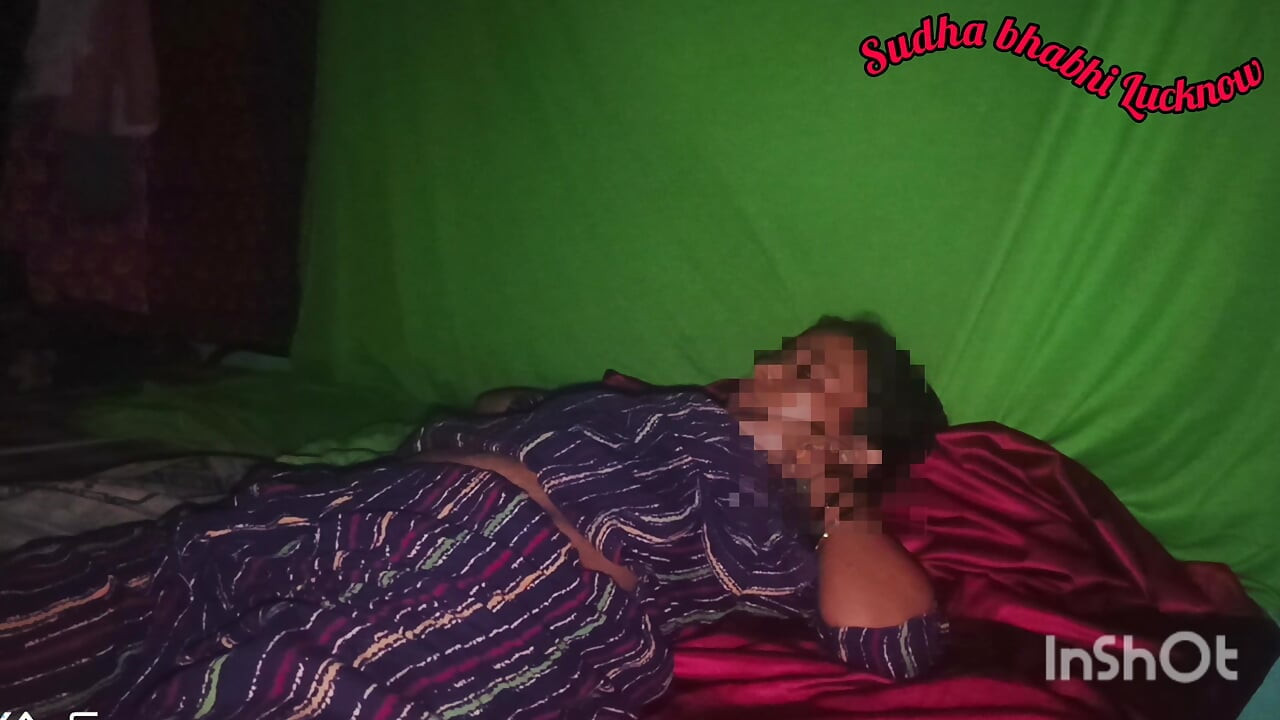Sudha Bhabhi ของ Lucknow ทําวิดีโอคนเดียวในห้องเธอ