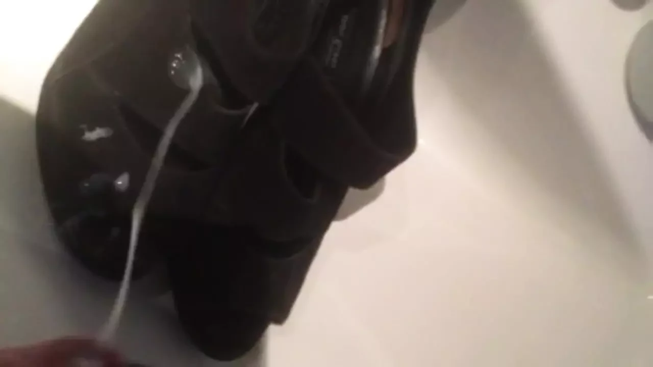 Mein erstes mal abspritzen auf video (2010)