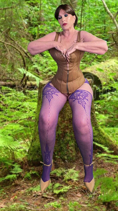 Granny Carmen's Norwegian Wood Blowjob: Begin The Beguines 72825CAMS26M | Clip 3