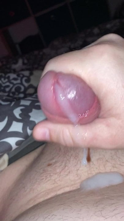 Masturbate and Cumming on the Morning