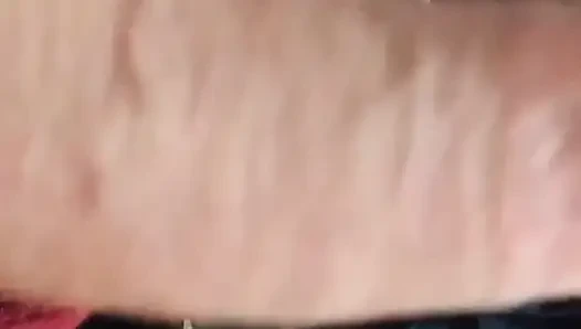 Pacar seksi ini digilir sama pacarnya sampai meringis keenakan!