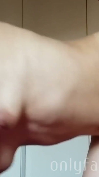 Delivery guy had a delicious cock and pumped me like I deserved | Clip 1