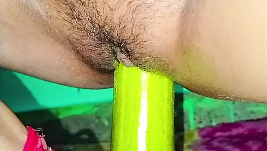 aak fir se meri sexi or pyari wife apni pyasi chut dali bhot badi loki or dal ke bhot maze liye or apni chuchi ko bhi khub daba ke maze liy