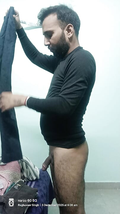 Awek seksi dengan lelaki polis India