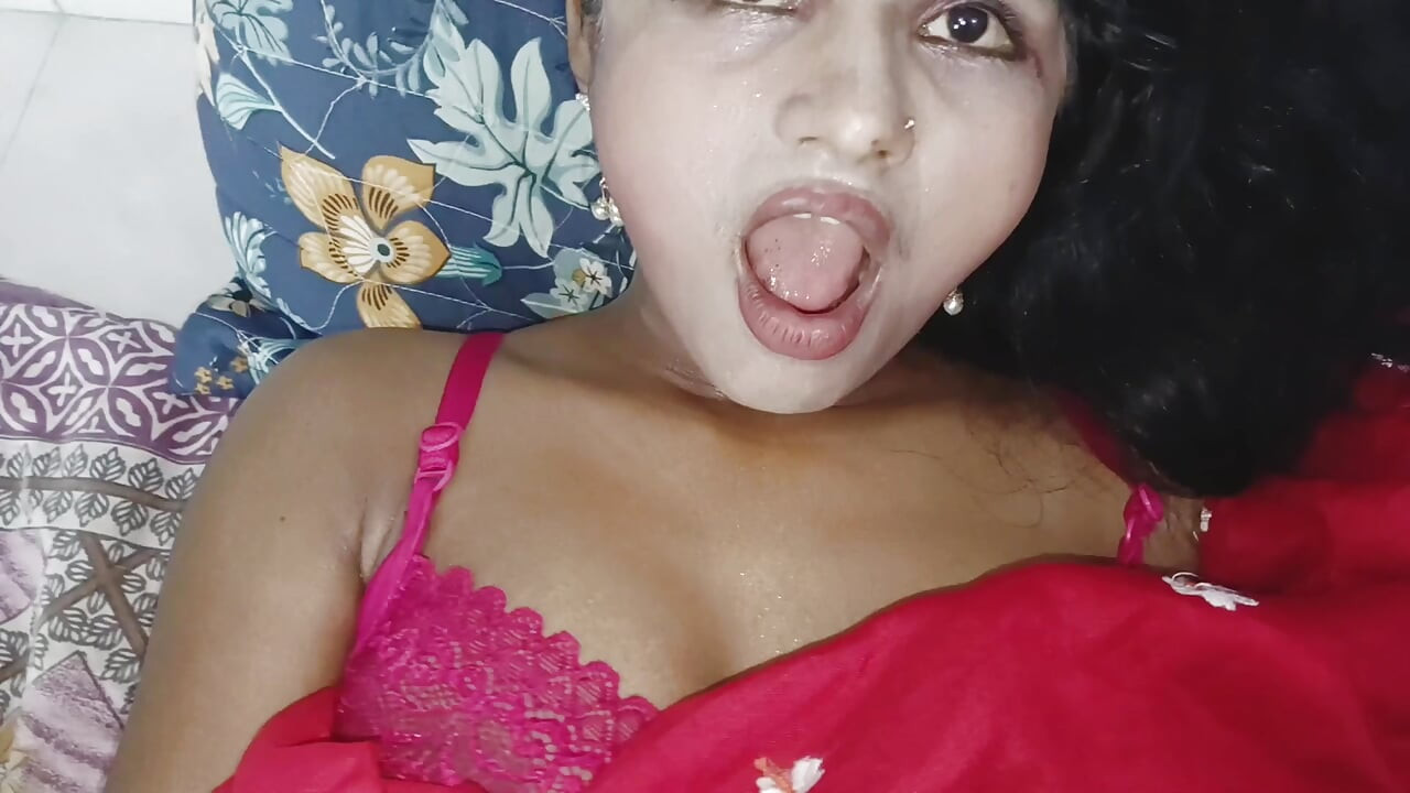 Desi Stepsister-in-law Comes to Stepbrother-in-law House for Secret Fun