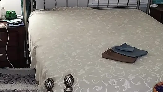 Hot MILF BBW Makes Her Bed Then Masturbates And Has A Good Orgasm!