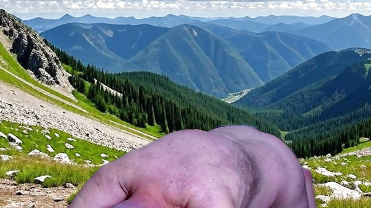 Climb Baby Climb with Garabas and Olga