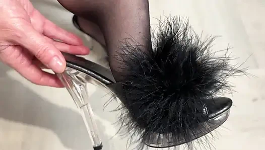 #378 Mrs Mature Feet wearing sexy fluffy Mules