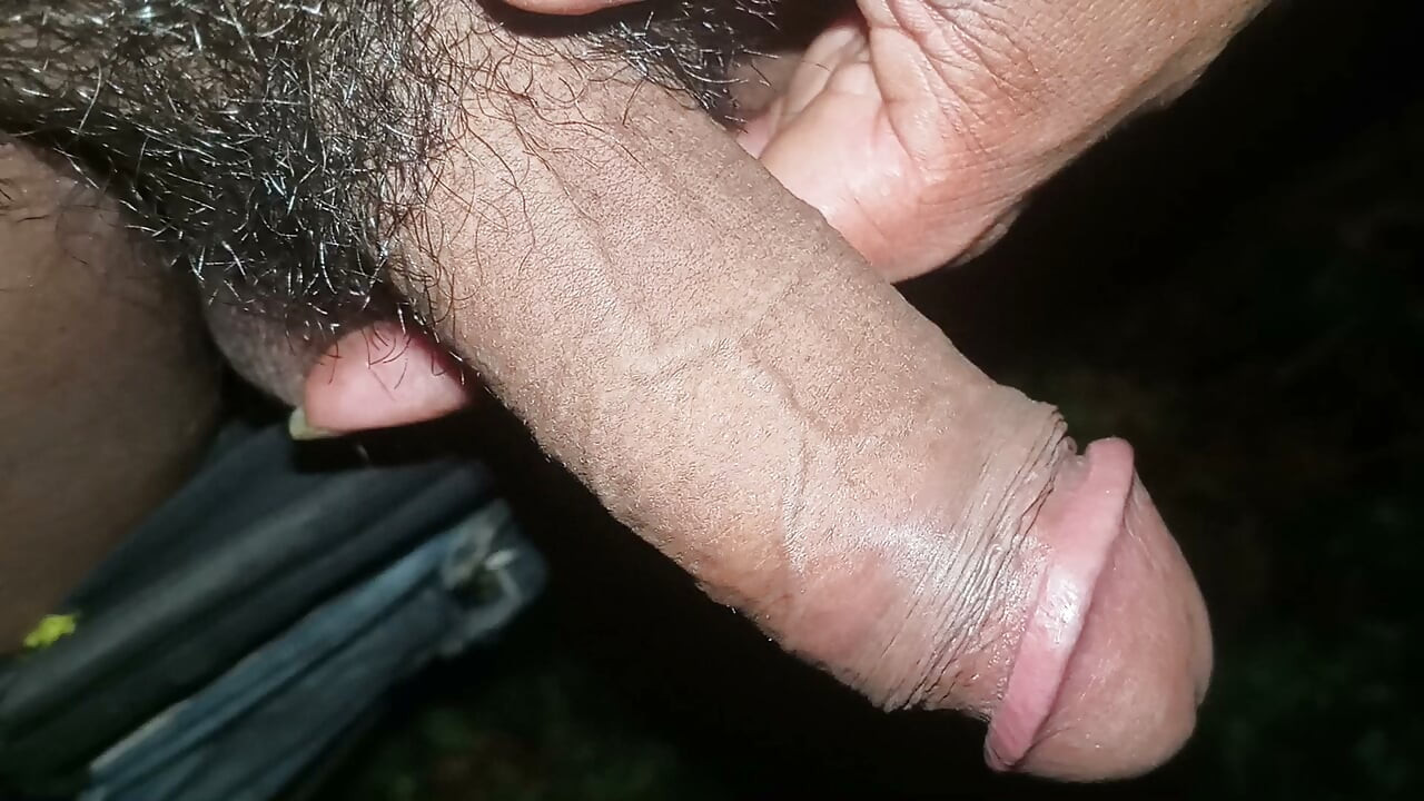 МЛАД БЯЛ МОМЧЕ ДОЙДЕ ДА ПИЕ И МЕ НАЕБА БОГАТО 🤤