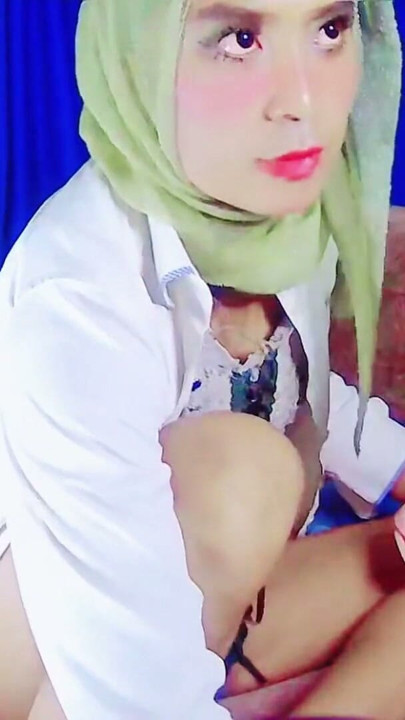 INDONESIAN Sissy wearing hijab and chastity | Clip 1