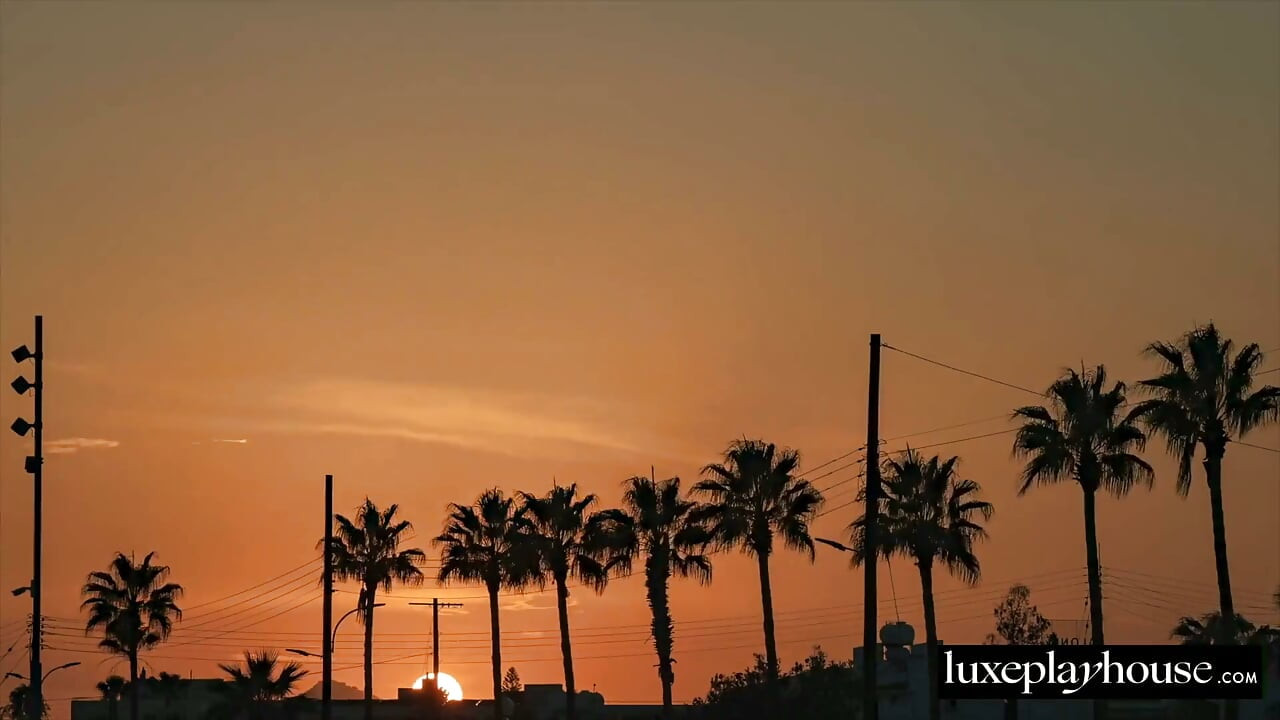 Luxeplayhouse Η εκπληκτική Influencer Gizelle Blanco κάνει σόου για τους Fans της