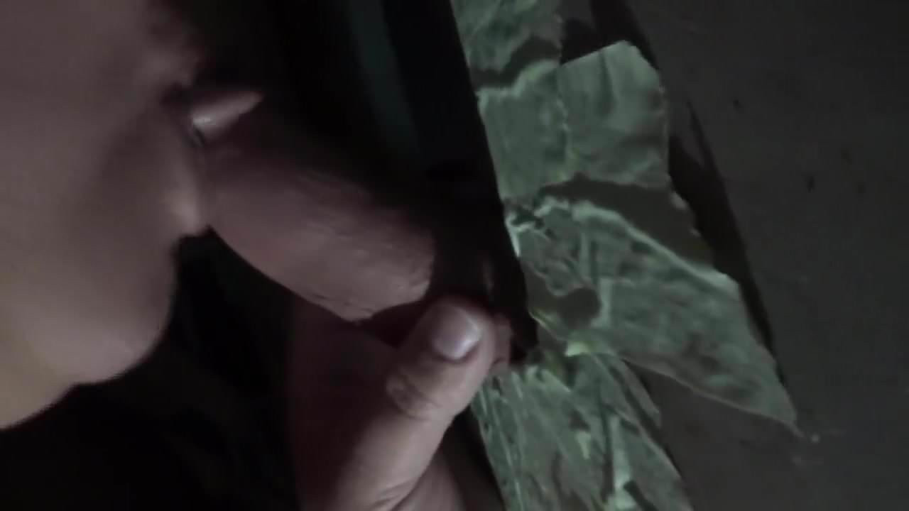 wife at glory hole