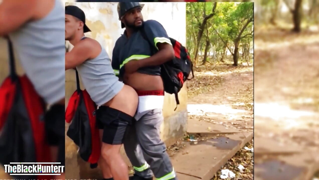Fucking in the Park and Cumming in His Mouth