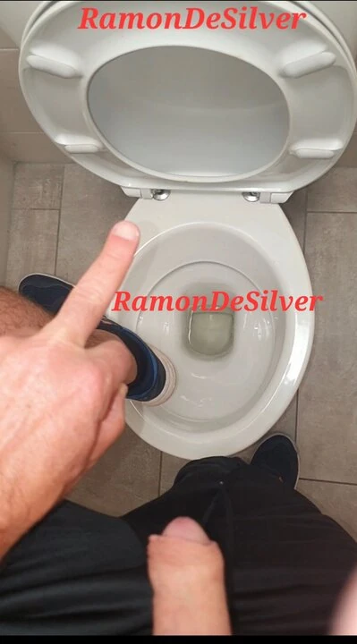 Master Ramon's super hot piss golden champagne
