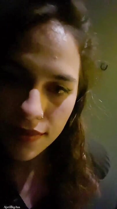 Night of Beers and Very Whore Friends, Bar We Are Bitches