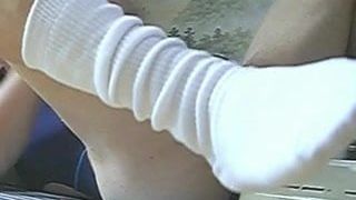 Korean Tranny vs. Fucking Machine NO HANDS CUM