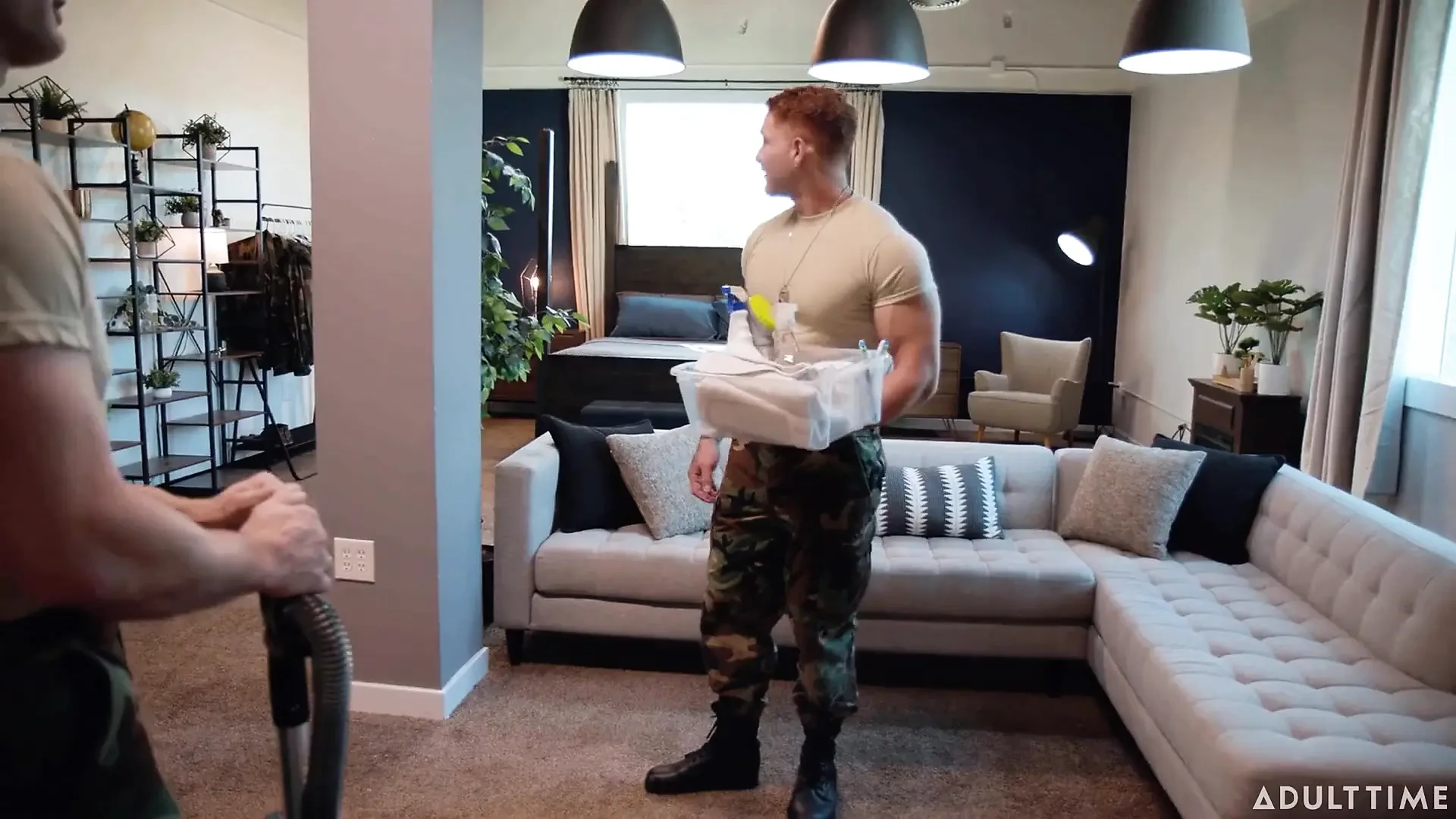 Heteroflexible – Military Jeremiah Cruze & Blain O’connor’s Rival Tension Ignites Forbidden Gay Fuck