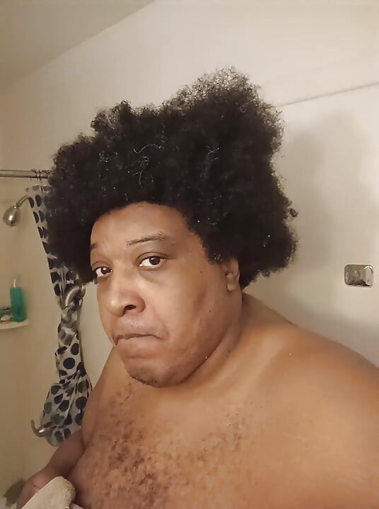 RossAli izlazi iz tuša 🚿