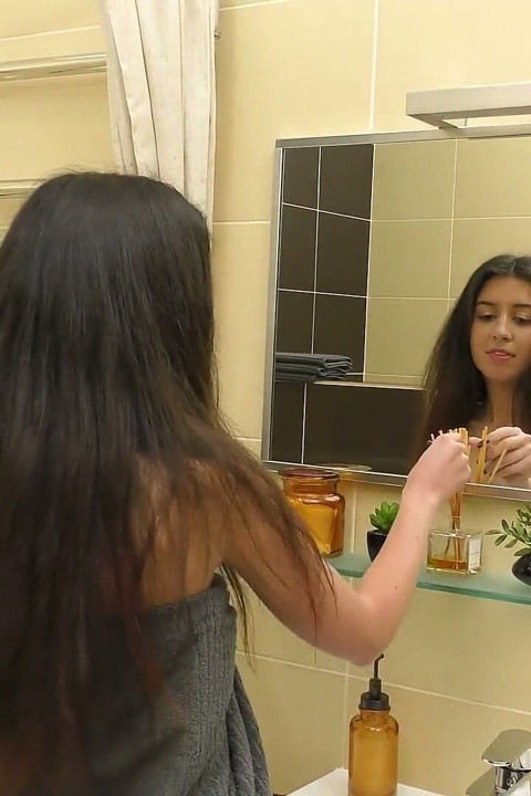 Minni Love and Katty West in Their First Lesbian Love Scene in the Bath
