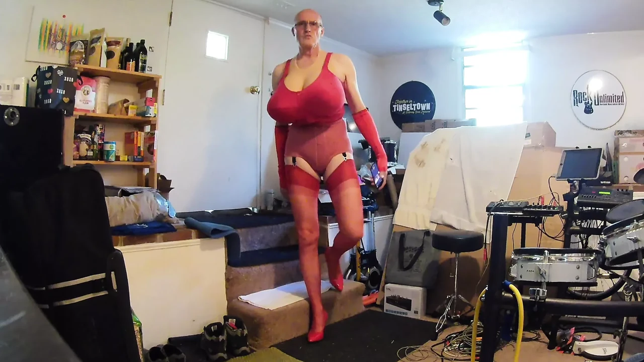 20210407 new red heels