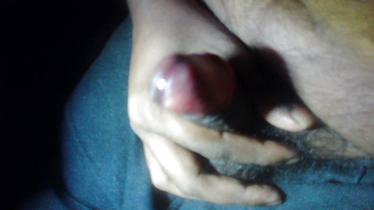 好色的年輕人自慰