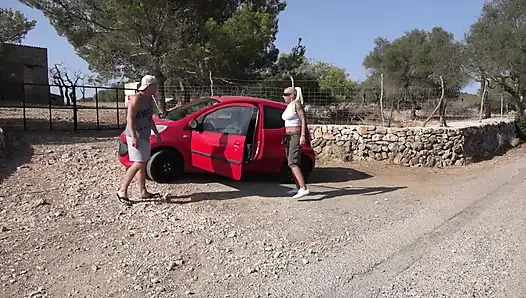 Bitch gets pussy fucked from behind while sucking another big cock