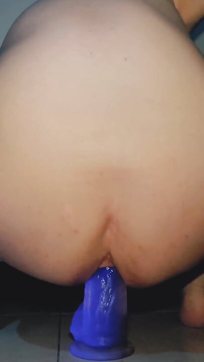 Dildo Fucking My Hole