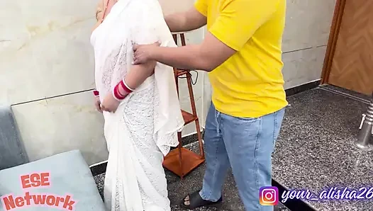 Tamu datang sebagai tamu, tetapi dia datang untuk memuaskan nafsunya.