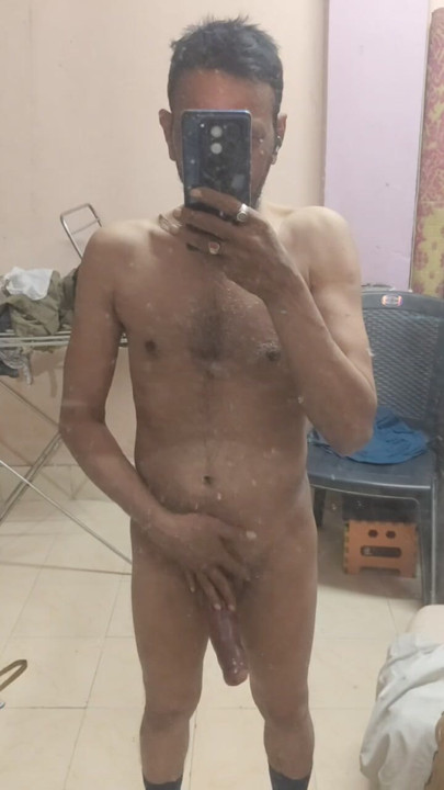 Estou mostrando meu pau em vídeo que não tenho problemas para mostrar meu pau