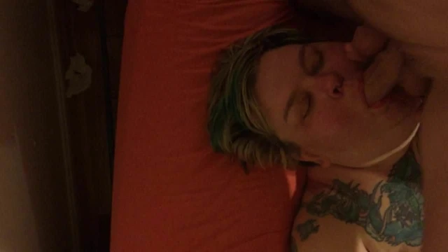 BBW is a deep throat queen