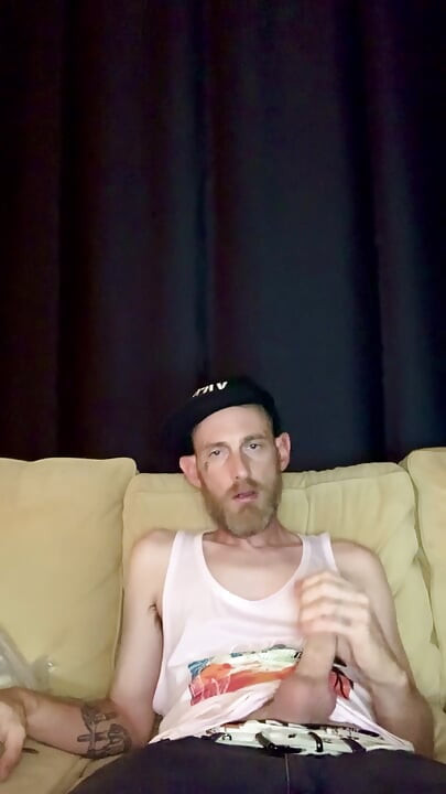 Blev næsten taget i at stryge den på Airbnb på sofaen