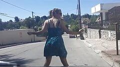 nenamala twerk dances in the street